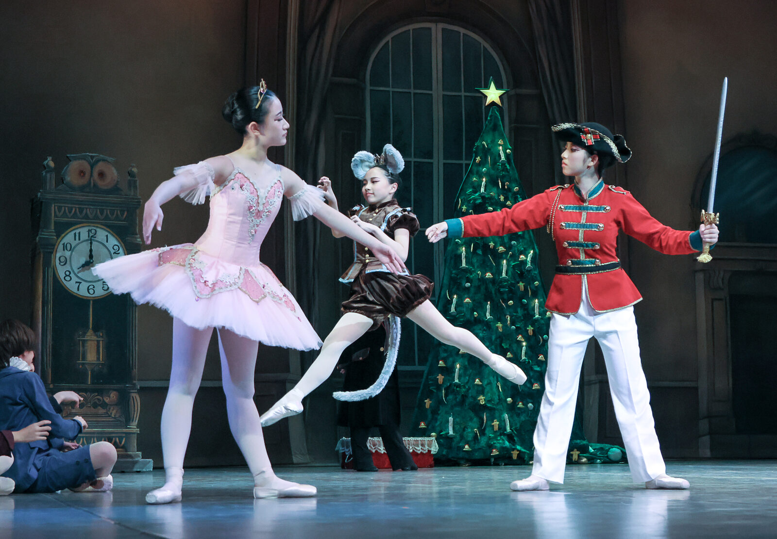 「クルミ割り人形」第1幕